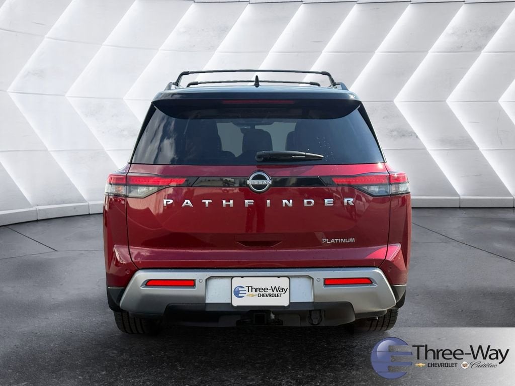 2023 Nissan Pathfinder Platinum