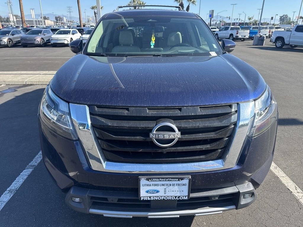 2022 Nissan Pathfinder Platinum