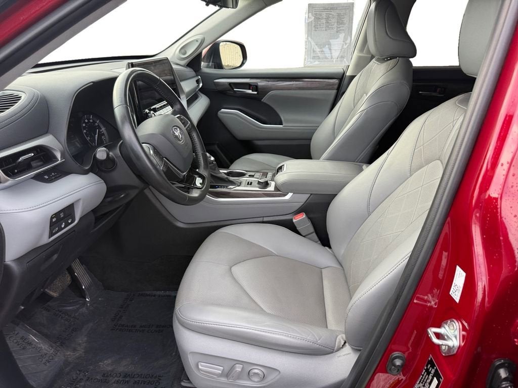 2021 Toyota Highlander Platinum