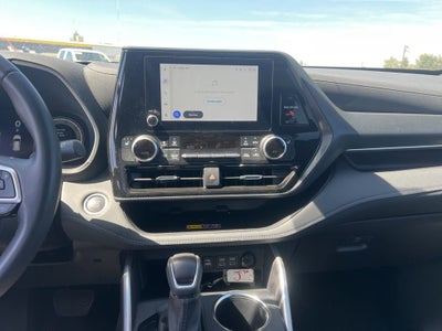 2025 Toyota Highlander LE