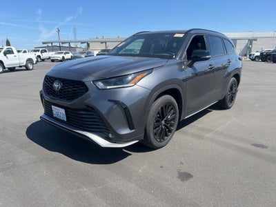 2025 Toyota Highlander LE