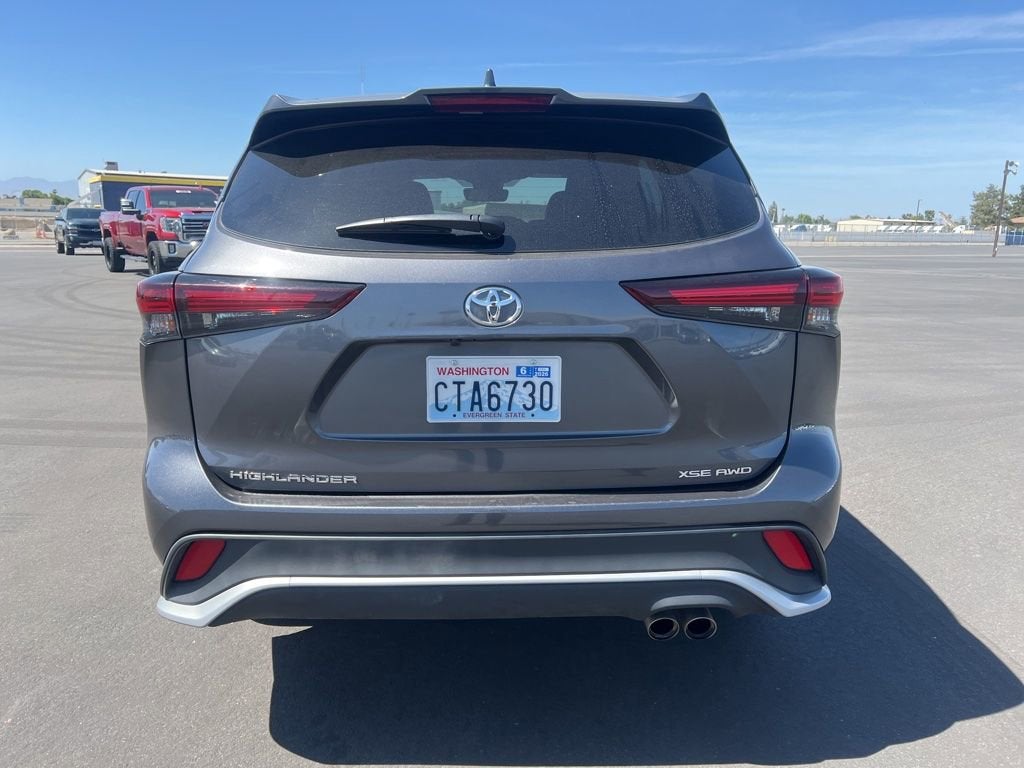 2025 Toyota Highlander LE