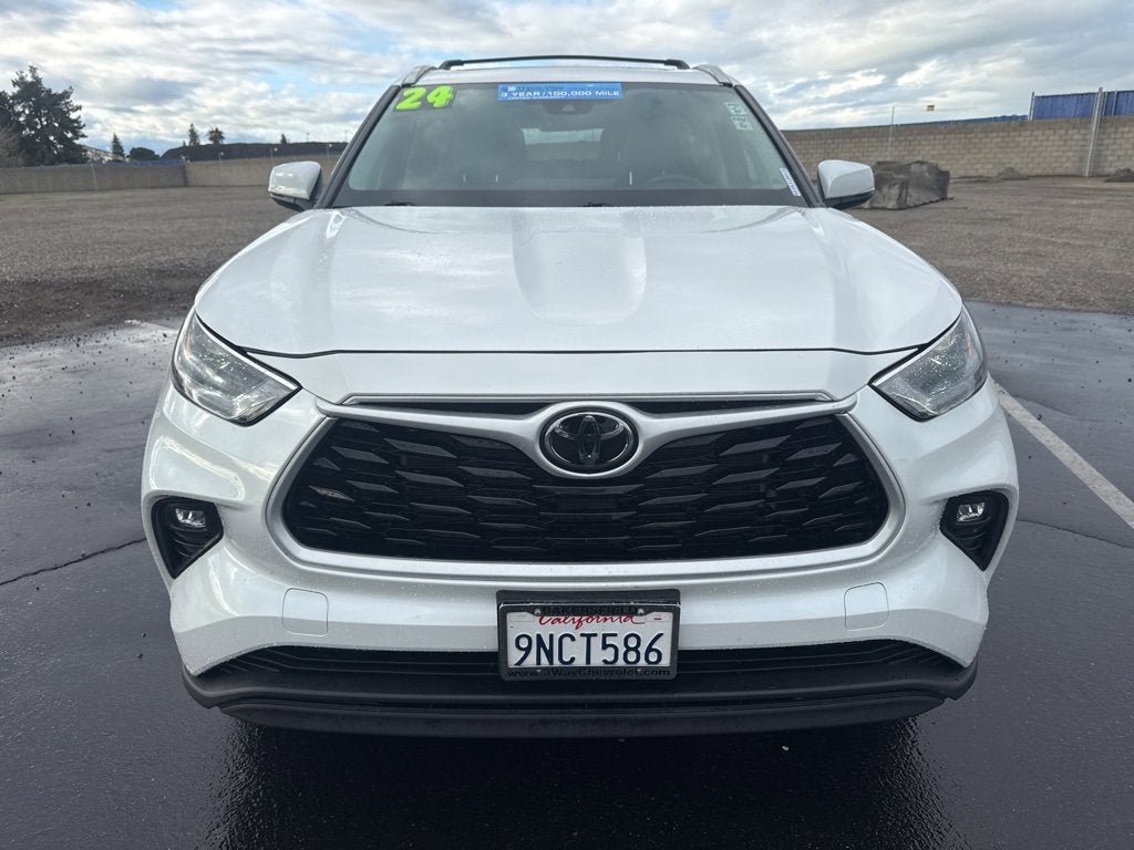 2024 Toyota Highlander LE