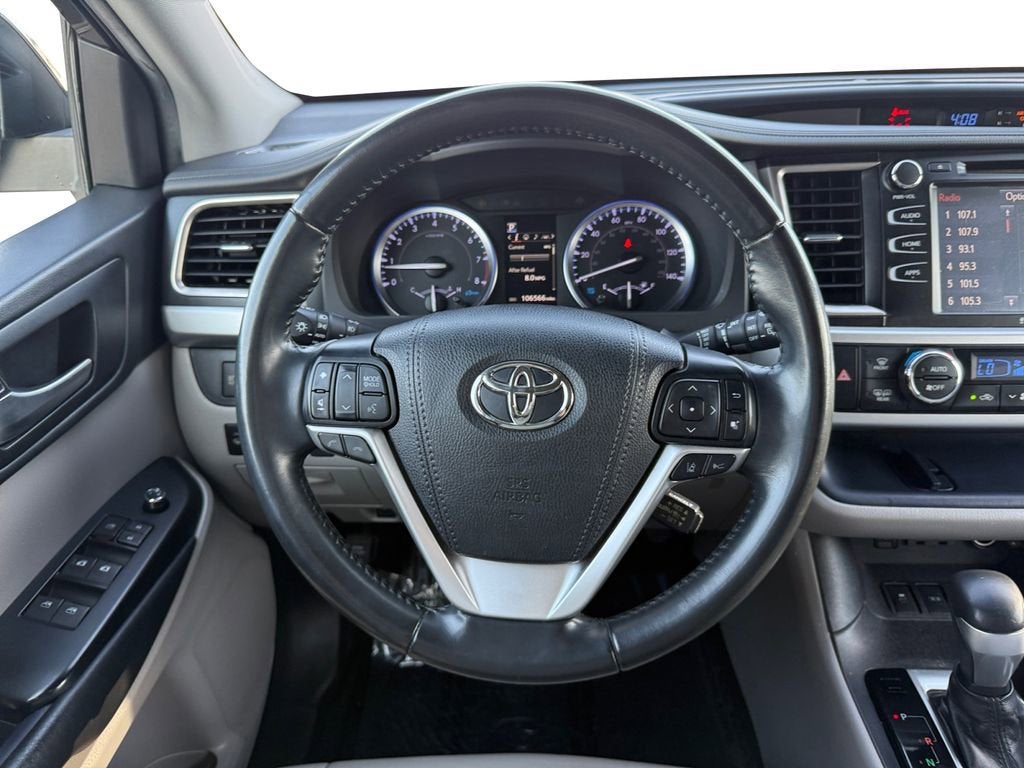 2019 Toyota Highlander SE