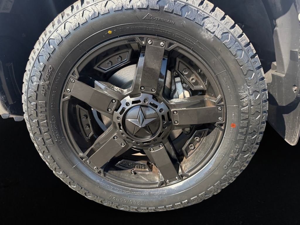 2017 Toyota Tundra 4WD SR5