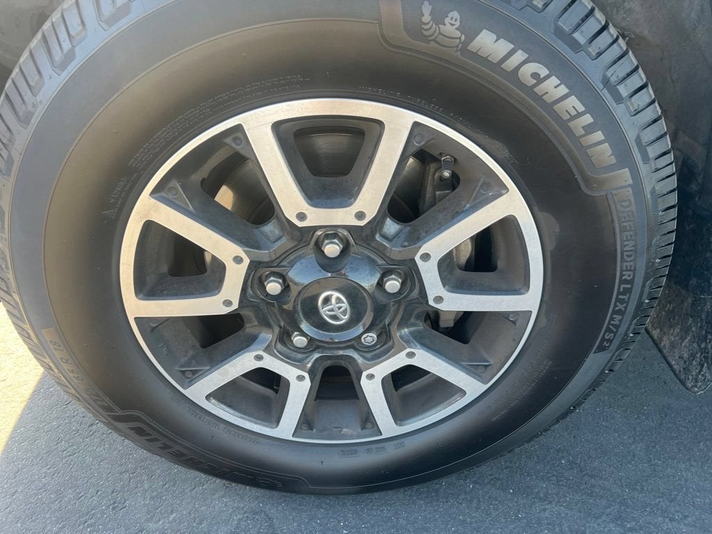 2018 Toyota Tundra Limited 5.7L V8