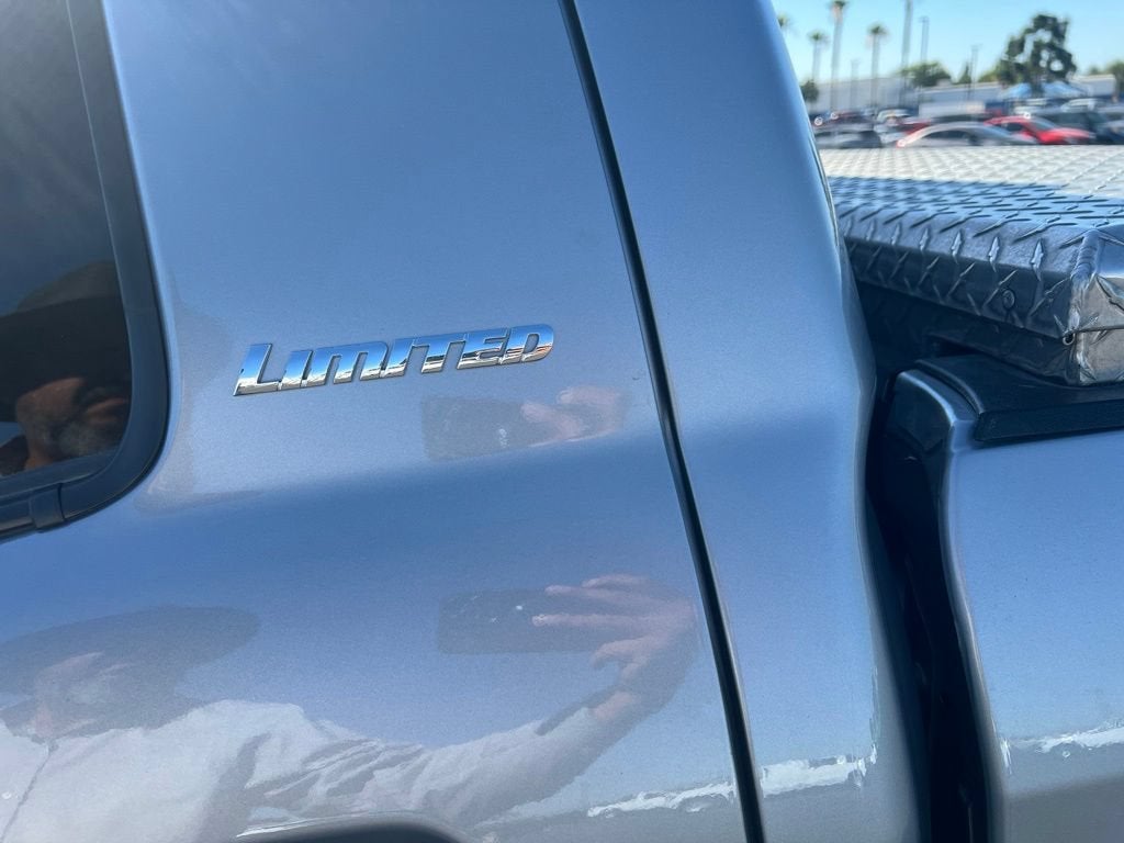 2018 Toyota Tundra Limited 5.7L V8