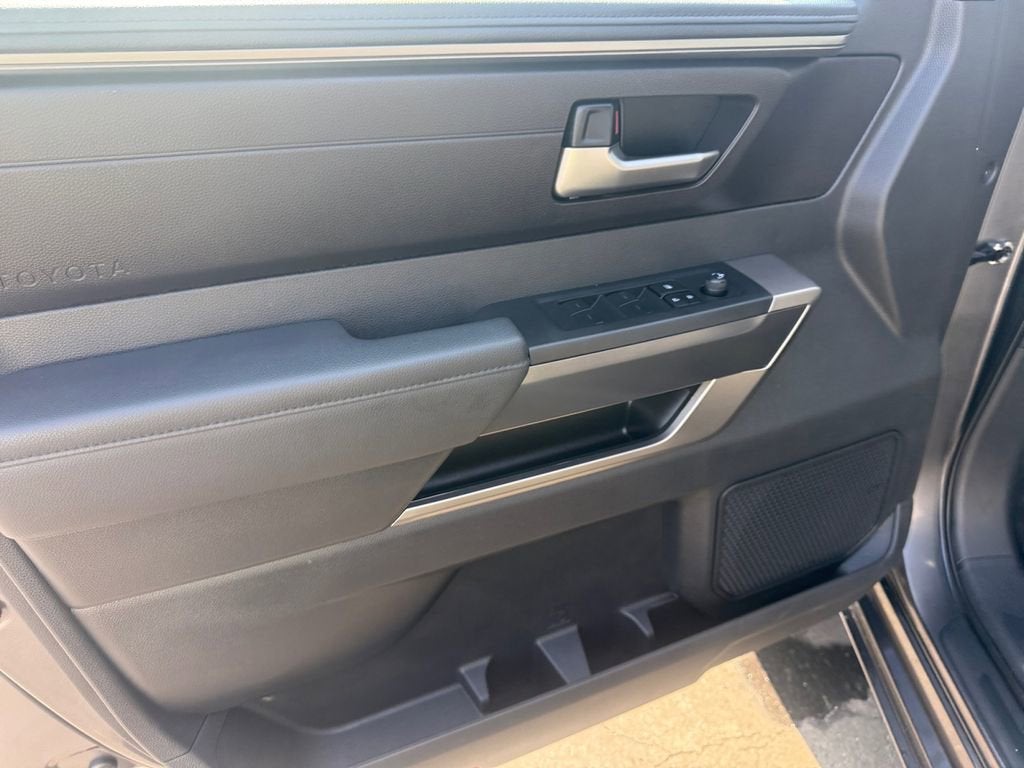 2024 Toyota Tundra 4WD SR5