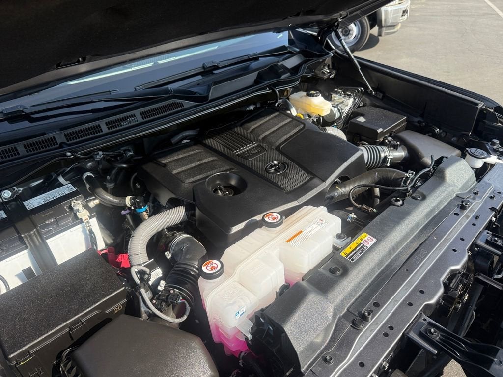 2024 Toyota Tundra 4WD SR5