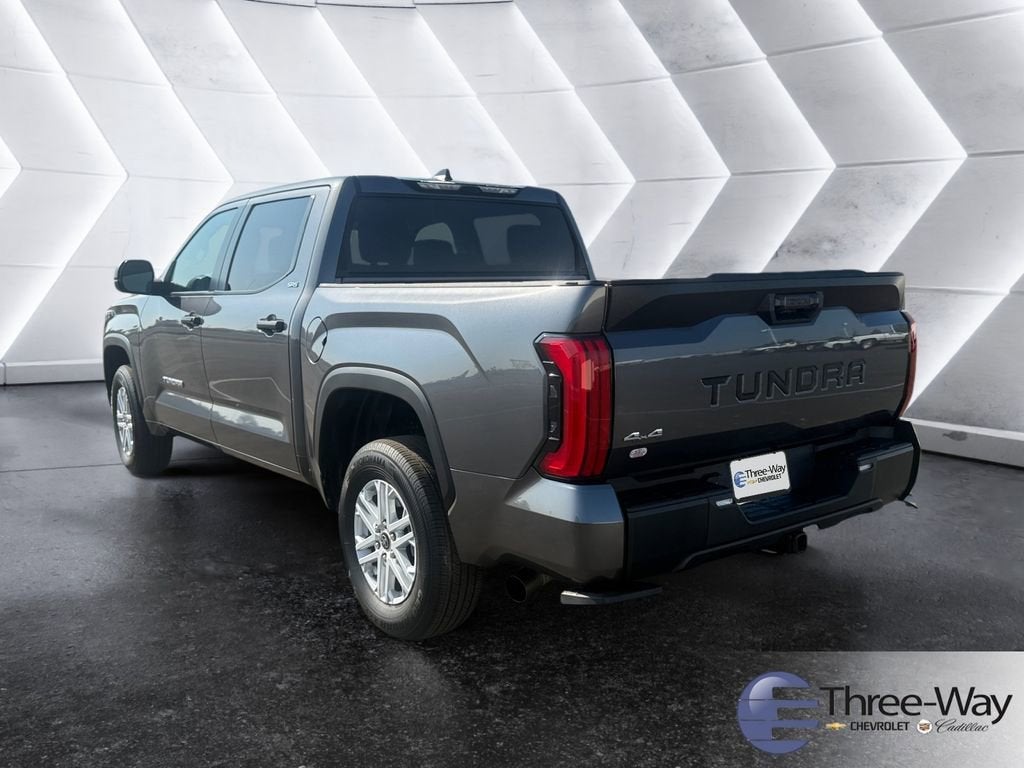 2024 Toyota Tundra 4WD SR5