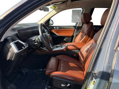 2023 BMW X7 xDrive40i