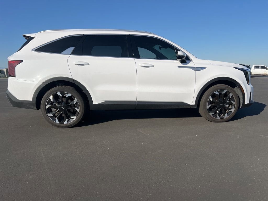 2025 Kia Sorento EX