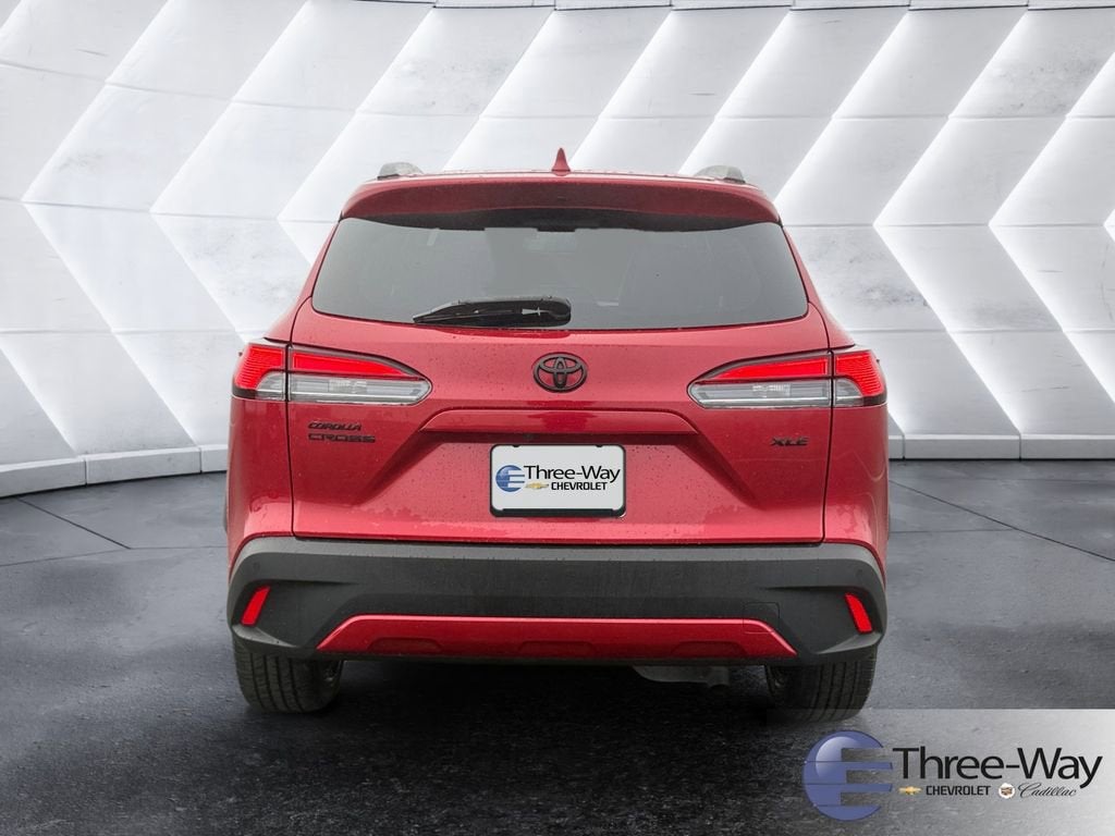 2022 Toyota Corolla Cross XLE