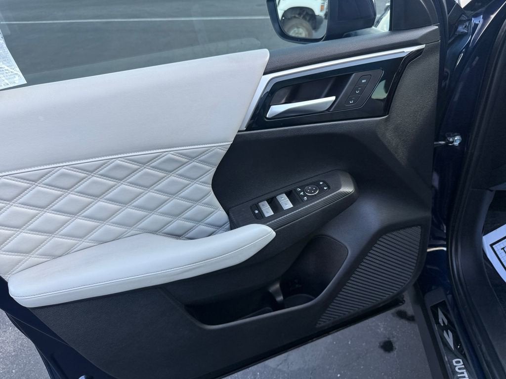 2022 Mitsubishi Outlander SEL