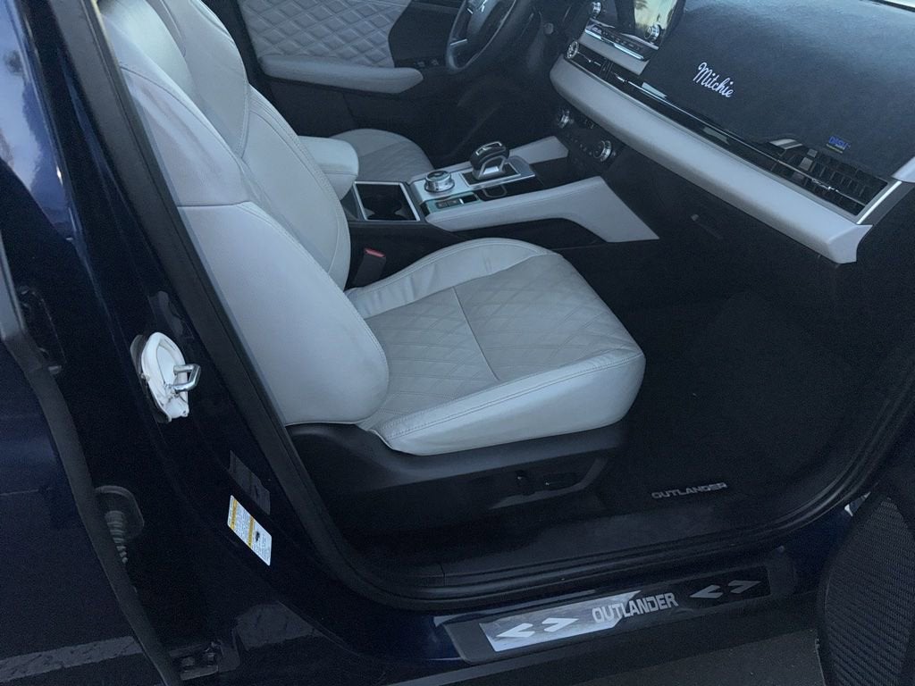 2022 Mitsubishi Outlander SEL