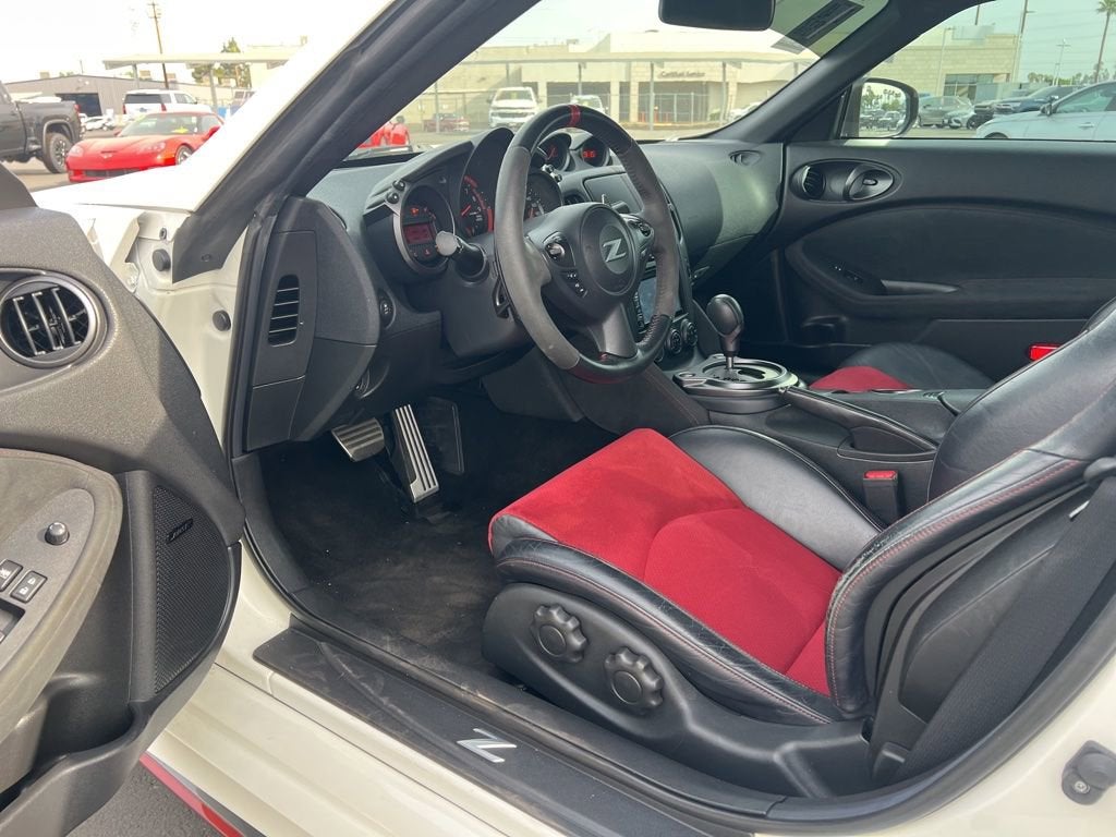 2017 Nissan 370Z NISMO