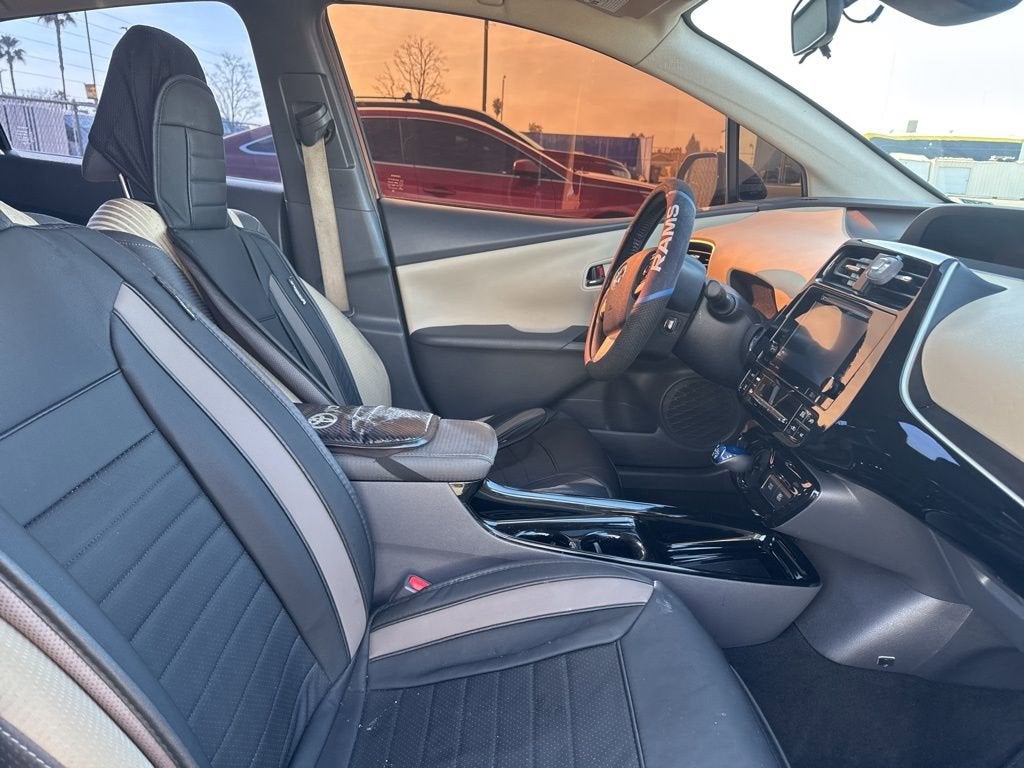 2017 Toyota Prius Two