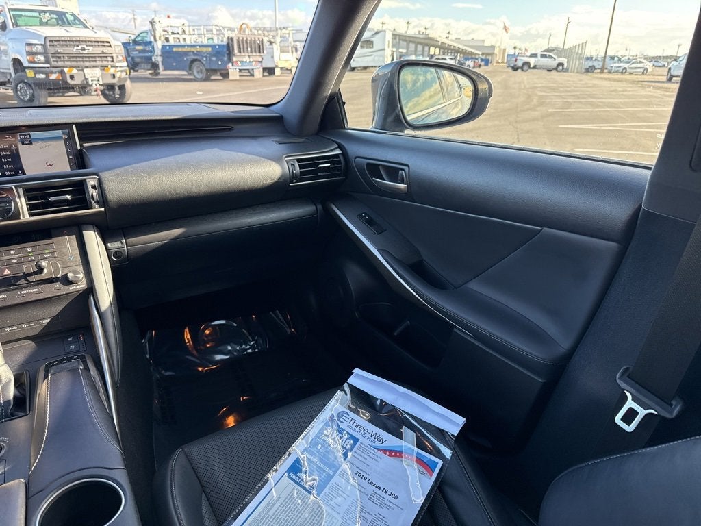 2019 Lexus IS IS 300