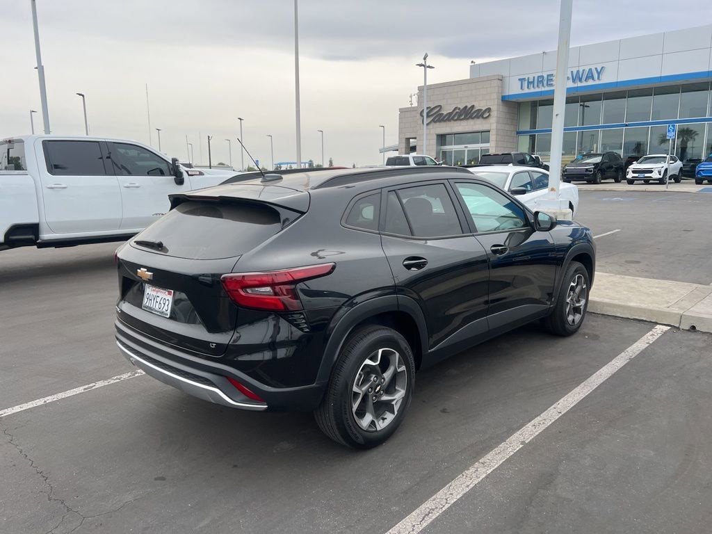 2024 Chevrolet Trax LT