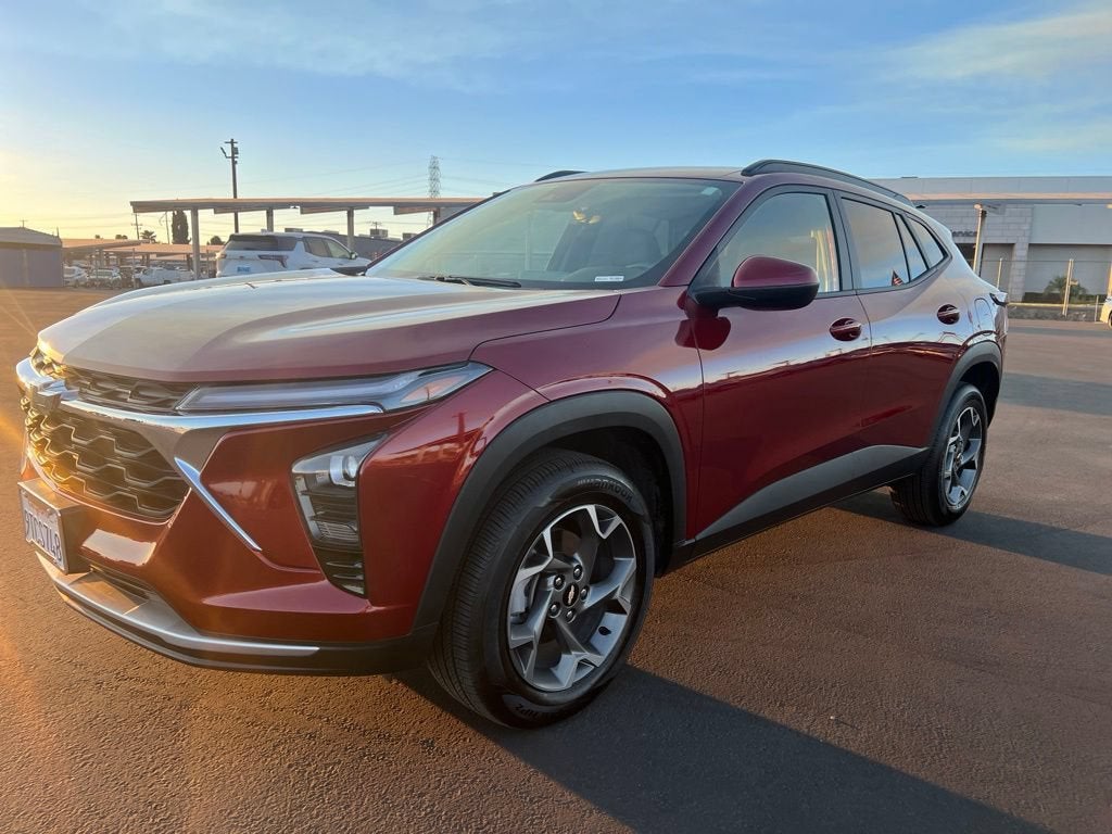 2025 Chevrolet Trax LT