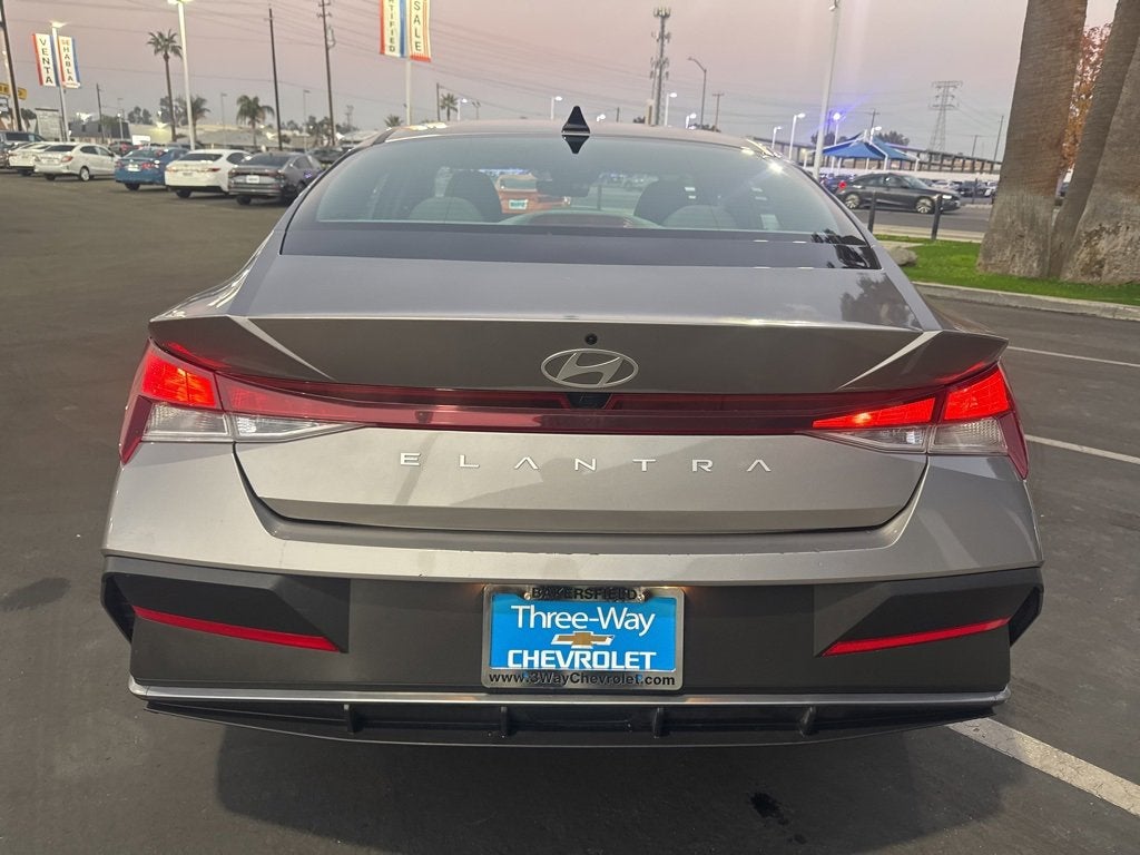 2024 Hyundai Elantra SEL
