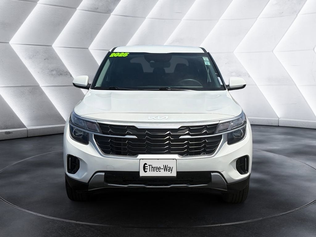 2025 Kia Seltos LX