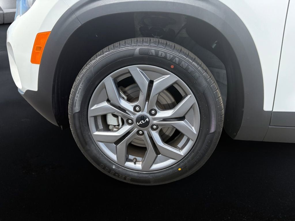 2025 Kia Seltos LX