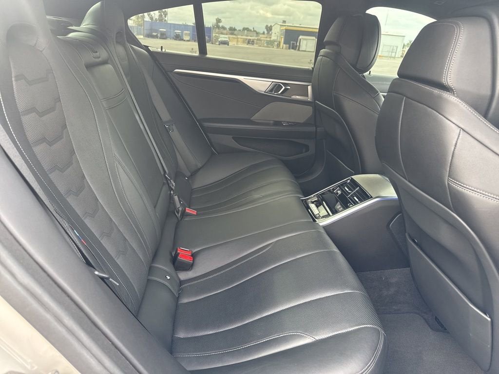 2020 BMW 8 Series M850i